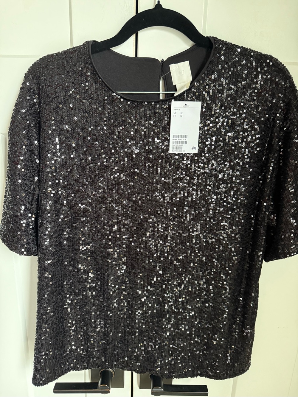 NWT H&M Black Sequin Short-Sleeve Tee size M.